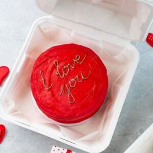 Valentine Lunchbox Cake
